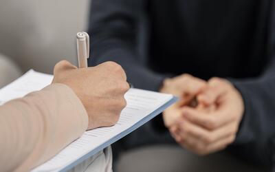 Çocuk ve Gençlerde Şiddet Davranışı: Risk Faktörleri Nelerdir?