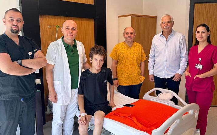 Nev Balıkesir’de mucizevi müdahale! Şah damarı ve nefes borusu yırtılan genç, zamanında müdahale ile yaşama tutundu